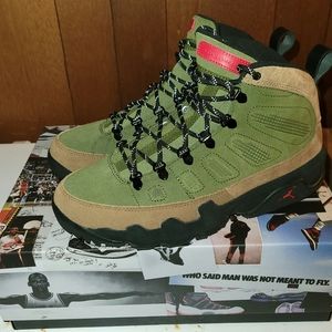 Pre-owned Air Jordan 9 Boot NRG  Military Brown/Legion Green 2022 - Size 10.5
